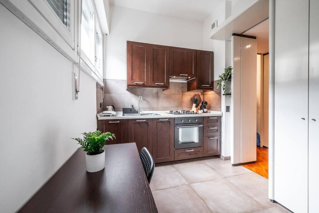 Carrobbio'S Nest - Elegant With Wifi And Netflix Daire Milano Dış mekan fotoğraf
